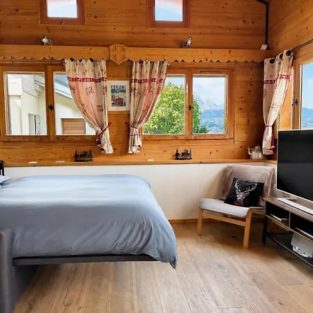 Chalet Cosy Proche Tramway Du Mont-blanc Et Centre *
