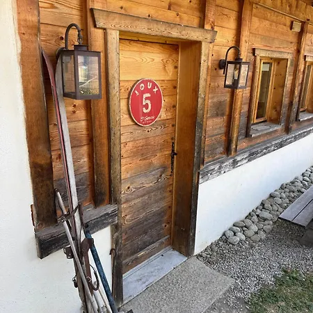 Chalet Cosy Proche Tramway Du Mont-blanc Et Centre *